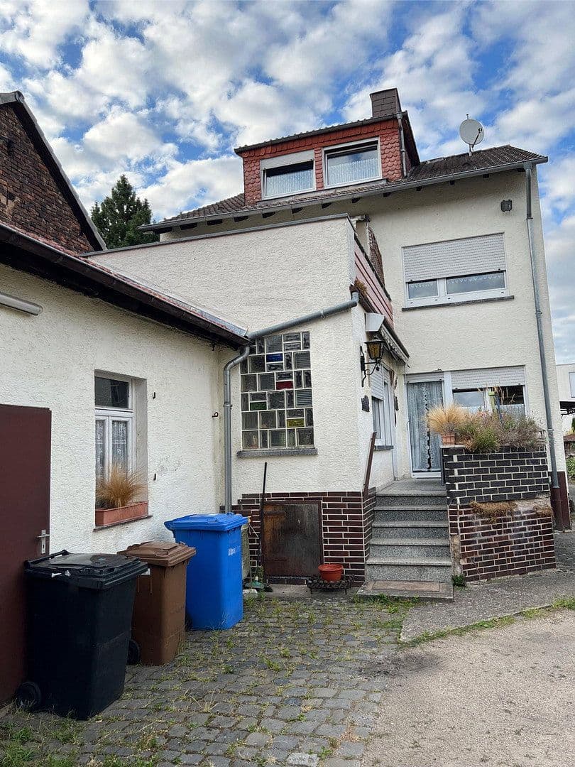 Predaj domu 180 m², pozemok 576 m², Mühlheim am Main, Hesensko Predaj domu 180 m², pozemok 576 m², Mühlheim am Main, Hesensko