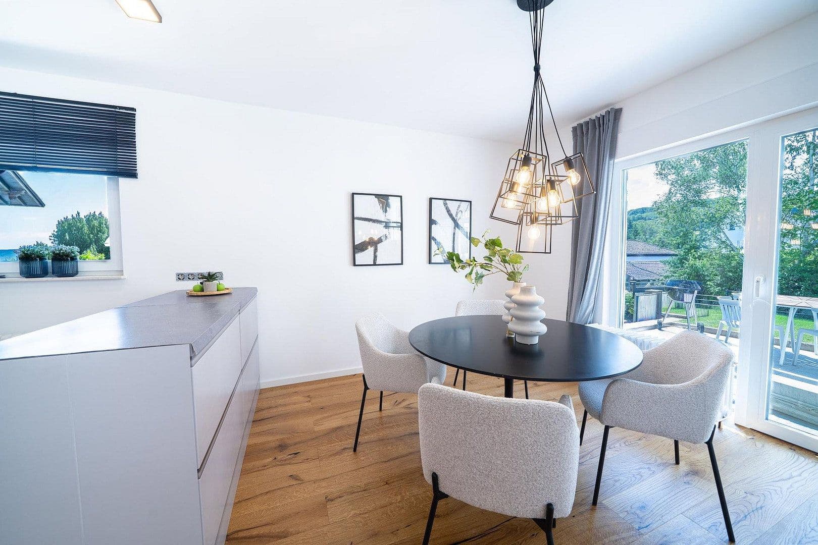 Predaj domu 138 m², pozemok 400 m², Neu-Anspach, Hesensko Predaj domu 138 m², pozemok 400 m², Neu-Anspach, Hesensko