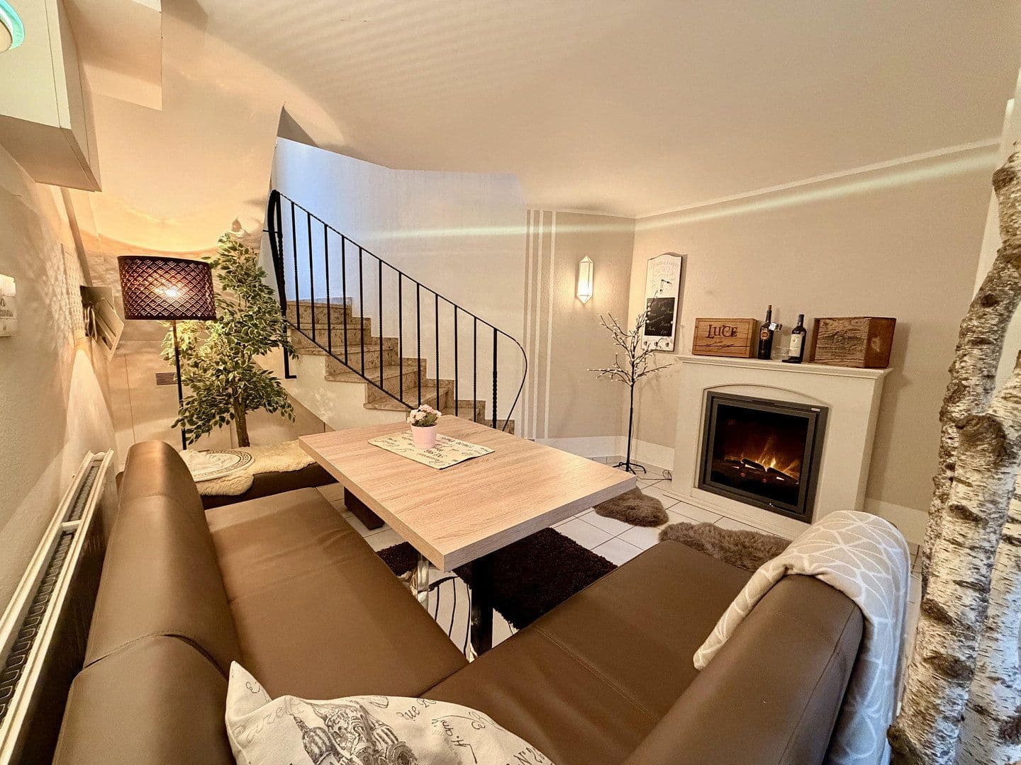 Predaj domu 417 m², pozemok 1.196 m², Burgwedel, Dolné Sasko Predaj domu 417 m², pozemok 1.196 m², Burgwedel, Dolné Sasko