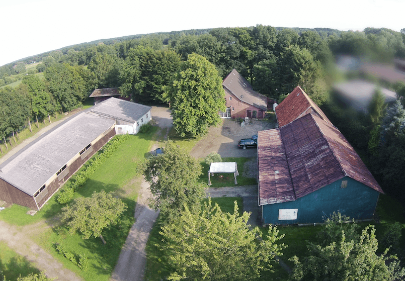 Predaj domu 135 m², pozemok 14.013 m², Bremervörde, Dolné Sasko Predaj domu 135 m², pozemok 14.013 m², Bremervörde, Dolné Sasko