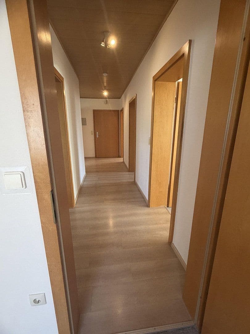 Prenájom bytu 3-izbový 87 m², Schwabelweis, Bavorsko Prenájom bytu 3-izbový 87 m², Schwabelweis, Bavorsko