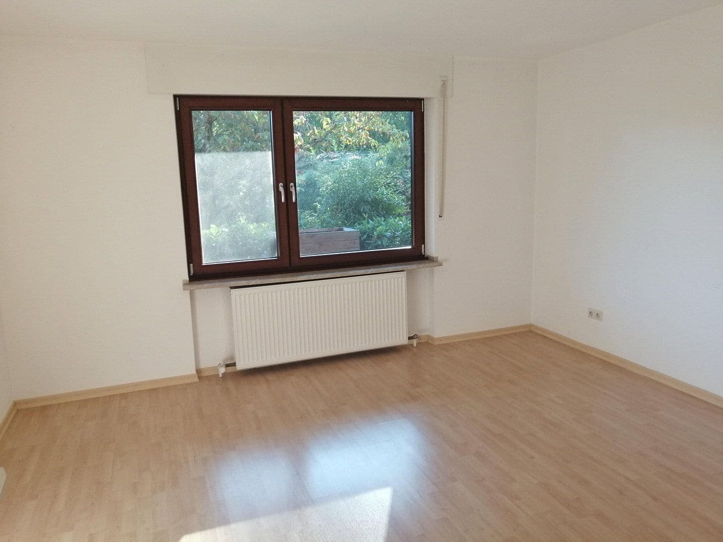 Prenájom bytu 3-izbový 92 m², Pfedelbach, Bádensko-Wurttembersko Prenájom bytu 3-izbový 92 m², Pfedelbach, Bádensko-Wurttembersko