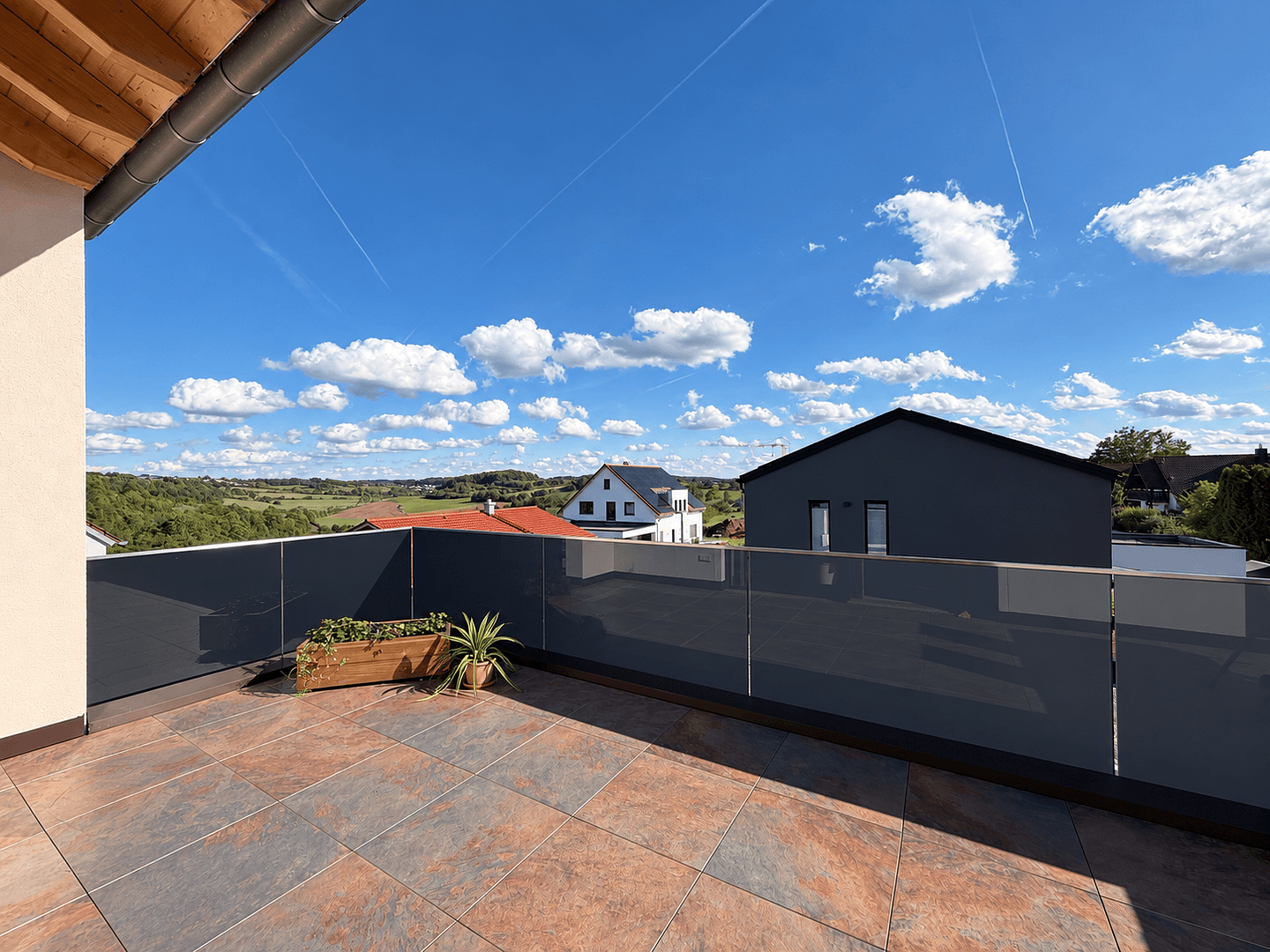 Prenájom bytu 5-izbový 145 m², Deuerling, Bavorsko Prenájom bytu 5-izbový 145 m², Deuerling, Bavorsko