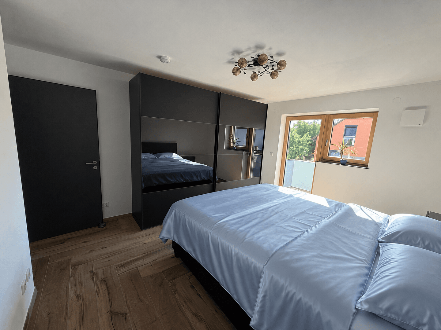 Prenájom bytu 5-izbový 145 m², Deuerling, Bavorsko Prenájom bytu 5-izbový 145 m², Deuerling, Bavorsko