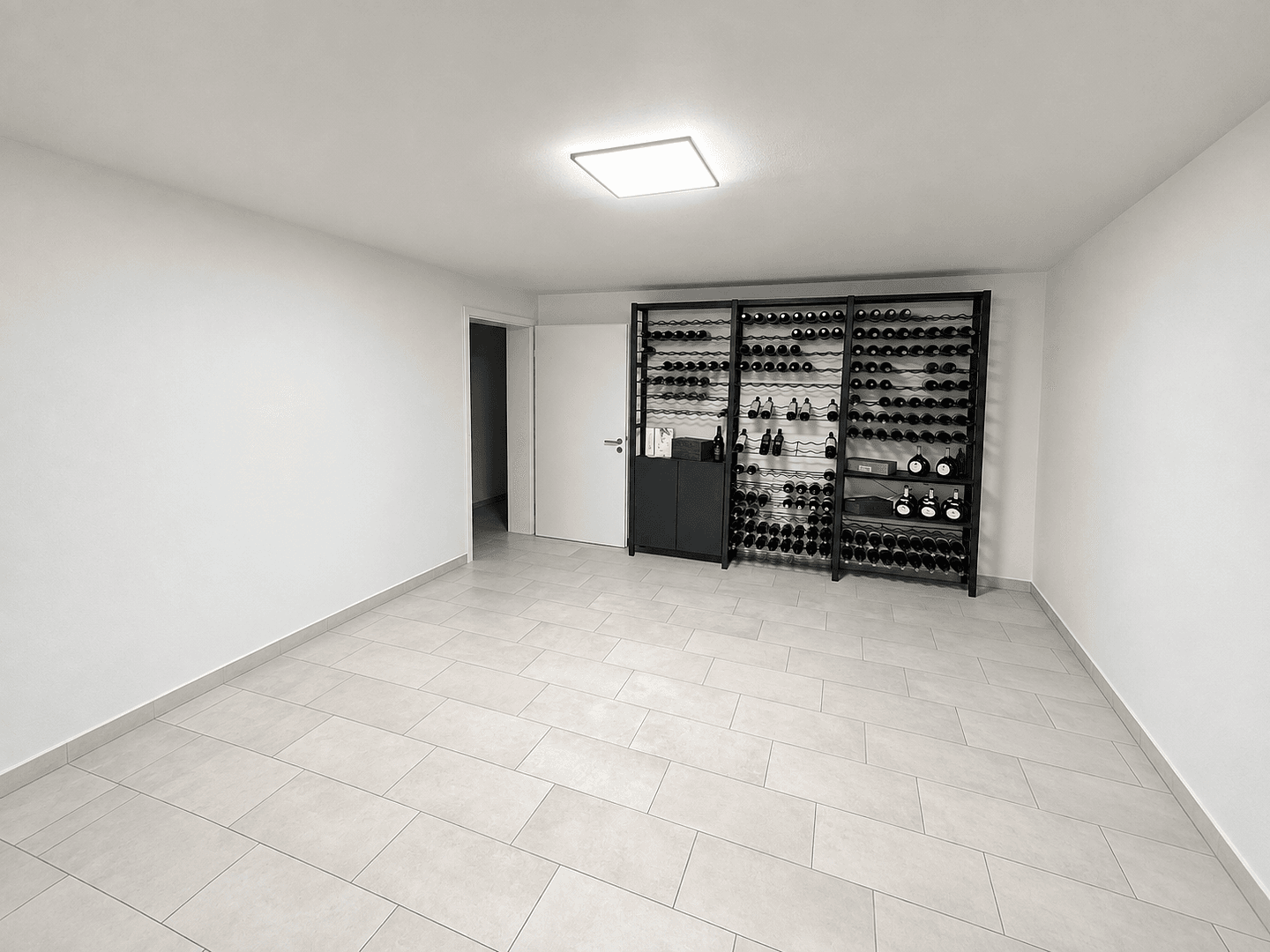 Prenájom bytu 5-izbový 145 m², Deuerling, Bavorsko Prenájom bytu 5-izbový 145 m², Deuerling, Bavorsko