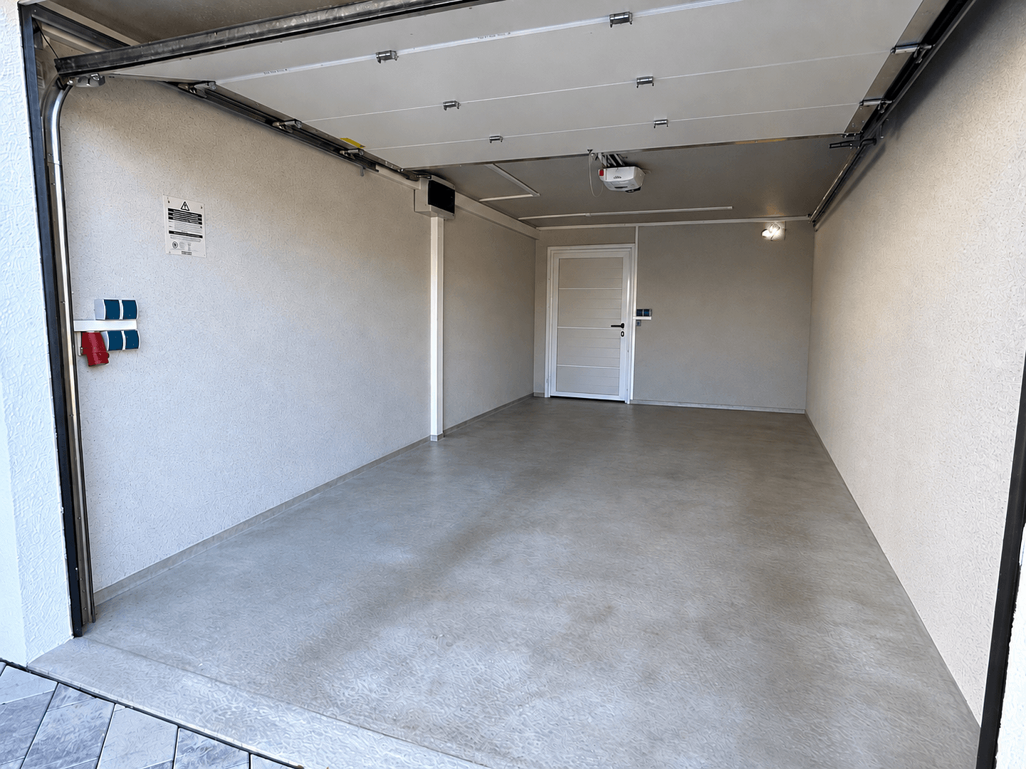 Prenájom bytu 5-izbový 145 m², Deuerling, Bavorsko Prenájom bytu 5-izbový 145 m², Deuerling, Bavorsko