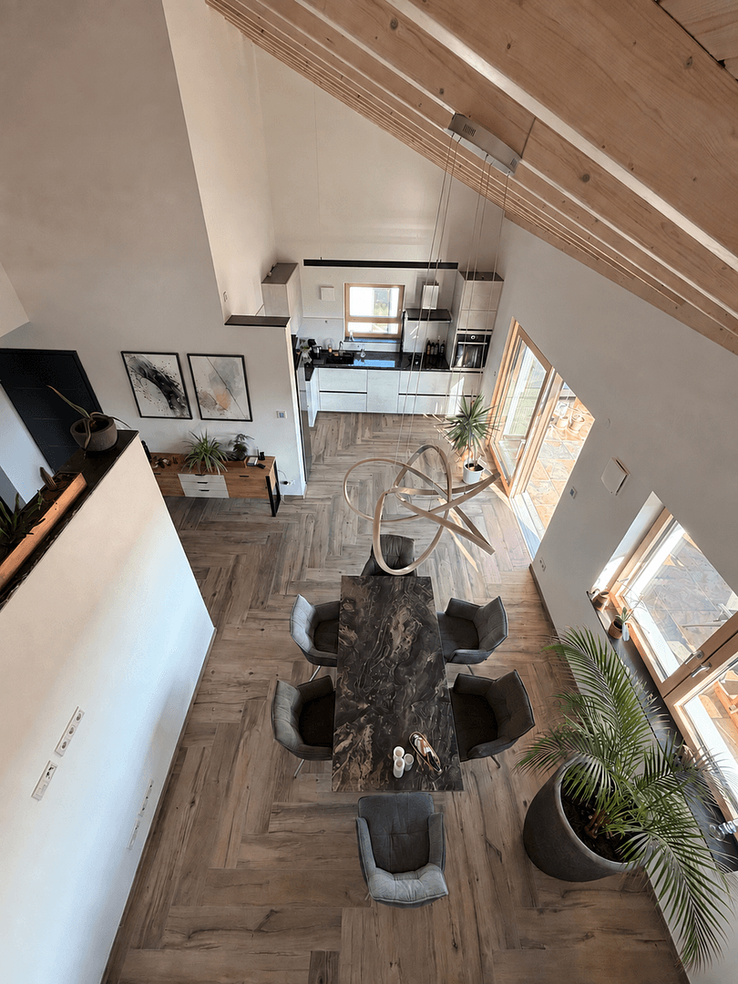 Prenájom bytu 5-izbový 145 m², Deuerling, Bavorsko Prenájom bytu 5-izbový 145 m², Deuerling, Bavorsko