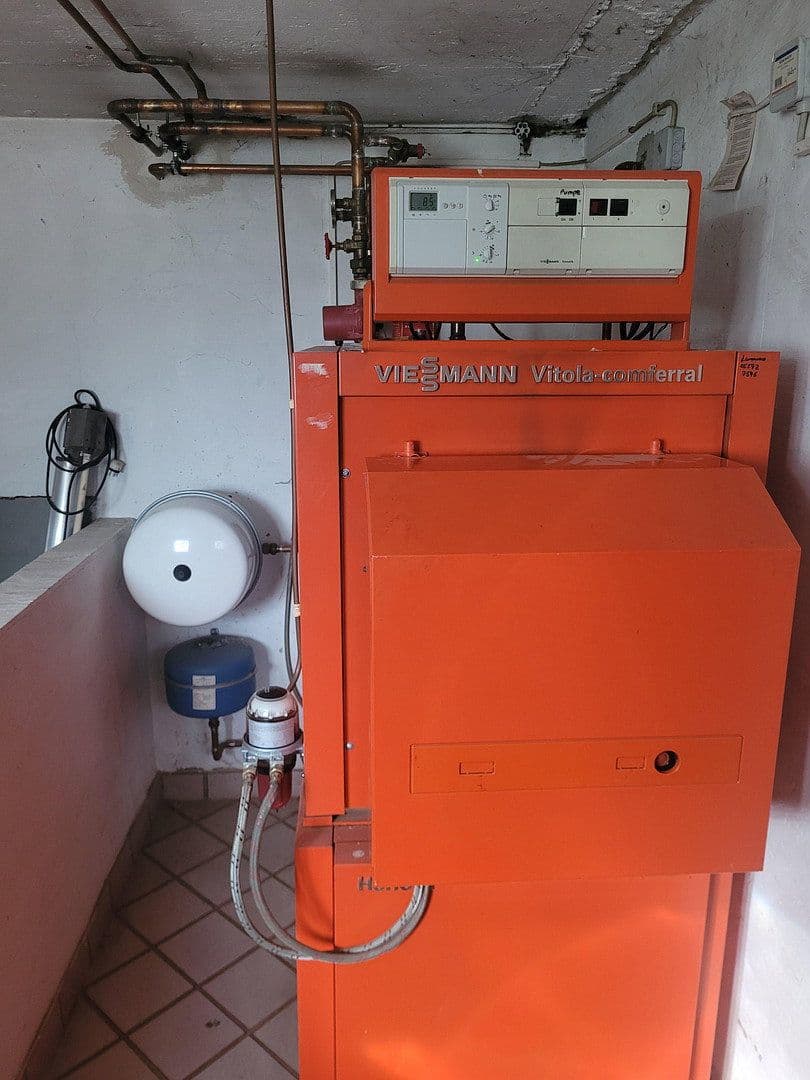 Predaj domu 155 m², pozemok 1.002 m², Bodenfelde, Dolné Sasko Predaj domu 155 m², pozemok 1.002 m², Bodenfelde, Dolné Sasko