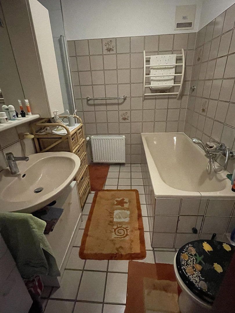 Predaj domu 146 m², pozemok 282 m², Oberhausen, Severné Porýnie - Westfálsko Predaj domu 146 m², pozemok 282 m², Oberhausen, Severné Porýnie - Westfálsko