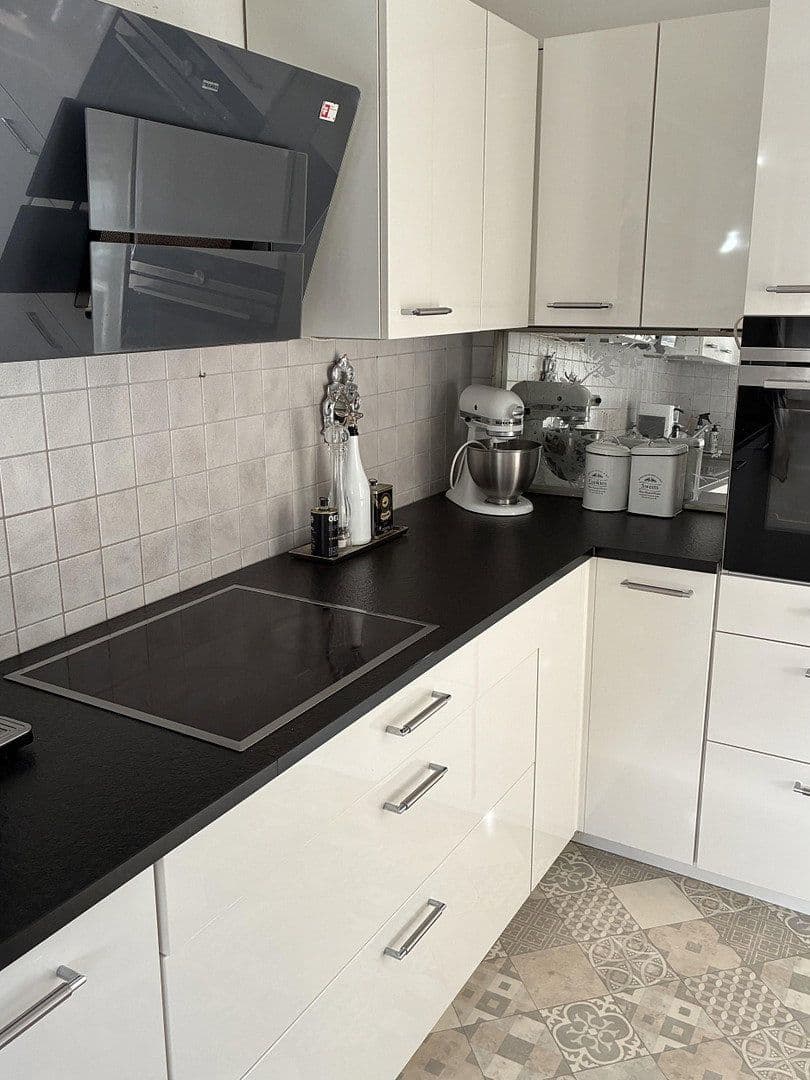 Predaj bytu 3-izbový 84 m², Offenburg, Bádensko-Wurttembersko Predaj bytu 3-izbový 84 m², Offenburg, Bádensko-Wurttembersko