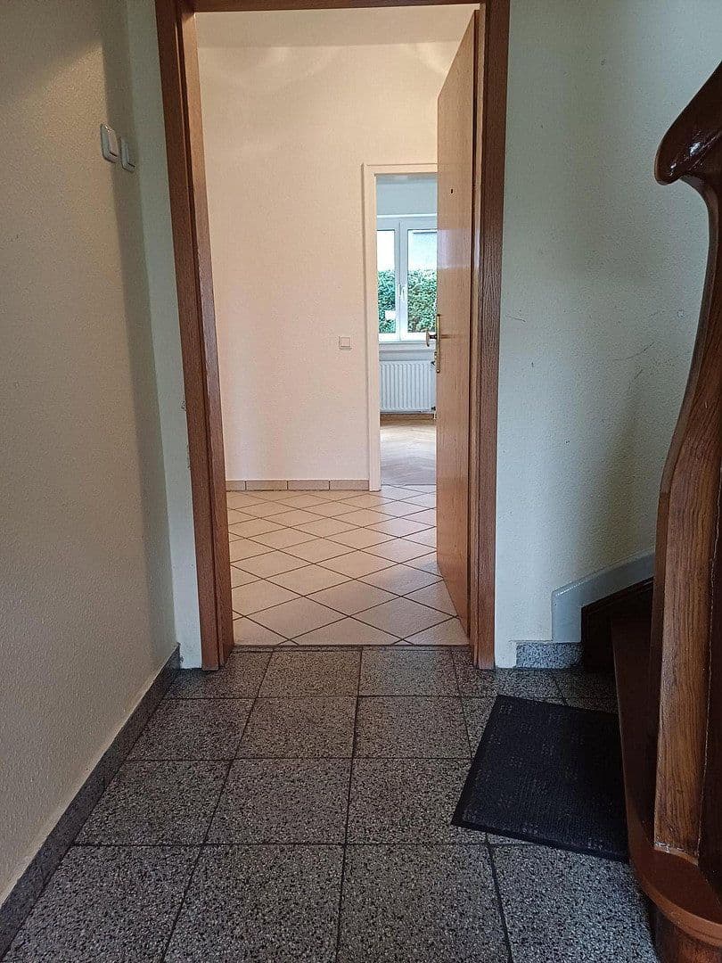Prenájom bytu 4-izbový 101 m², Westricher Str. 30, Dortmund, Severné Porýnie - Westfálsko Prenájom bytu 4-izbový 101 m², Westricher Str. 30, Dortmund, Severné Porýnie - Westfálsko