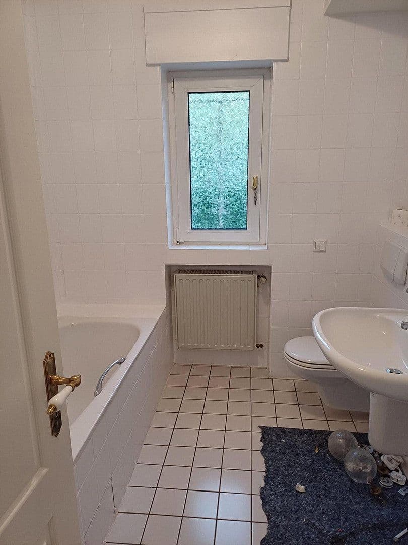 Prenájom bytu 4-izbový 101 m², Westricher Str. 30, Dortmund, Severné Porýnie - Westfálsko Prenájom bytu 4-izbový 101 m², Westricher Str. 30, Dortmund, Severné Porýnie - Westfálsko