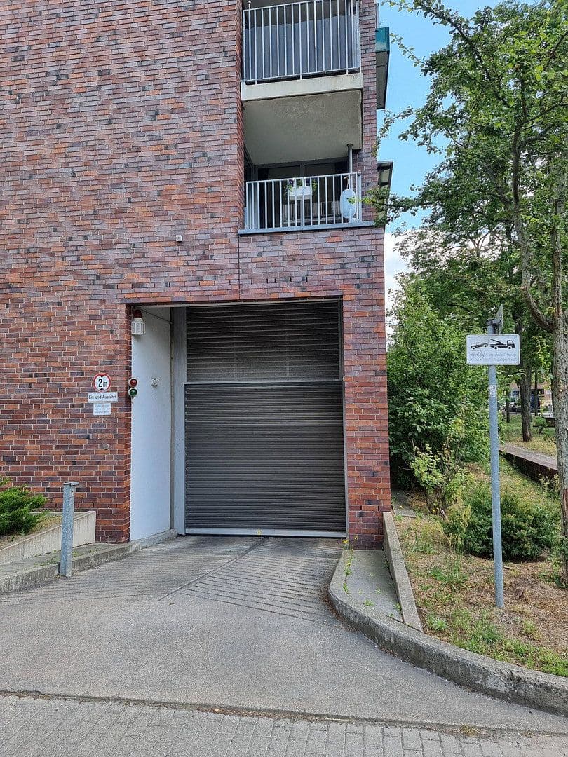 Predaj bytu 3-izbový 60 m², Berlin, Berlín Predaj bytu 3-izbový 60 m², Berlin, Berlín
