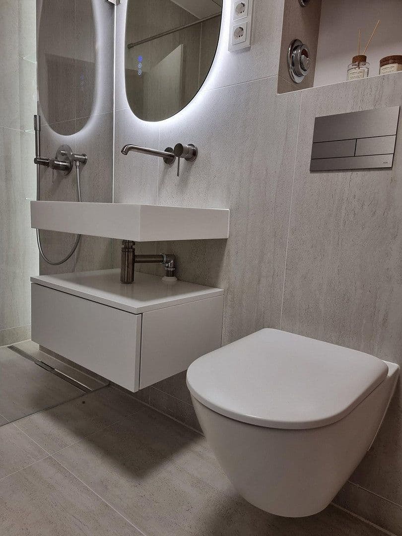 Predaj bytu 3-izbový 60 m², Berlin, Berlín Predaj bytu 3-izbový 60 m², Berlin, Berlín