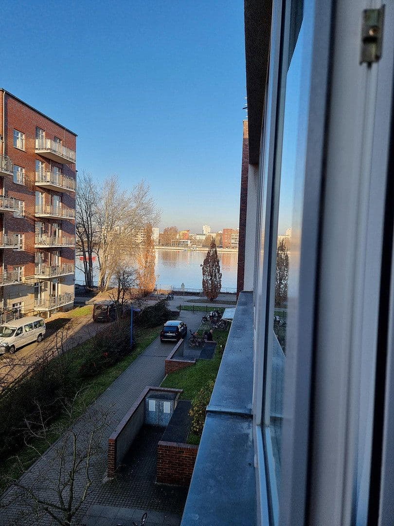 Predaj bytu 3-izbový 60 m², Berlin, Berlín Predaj bytu 3-izbový 60 m², Berlin, Berlín