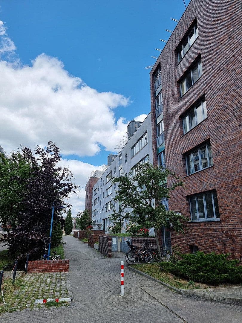 Predaj bytu 3-izbový 60 m², Berlin, Berlín Predaj bytu 3-izbový 60 m², Berlin, Berlín