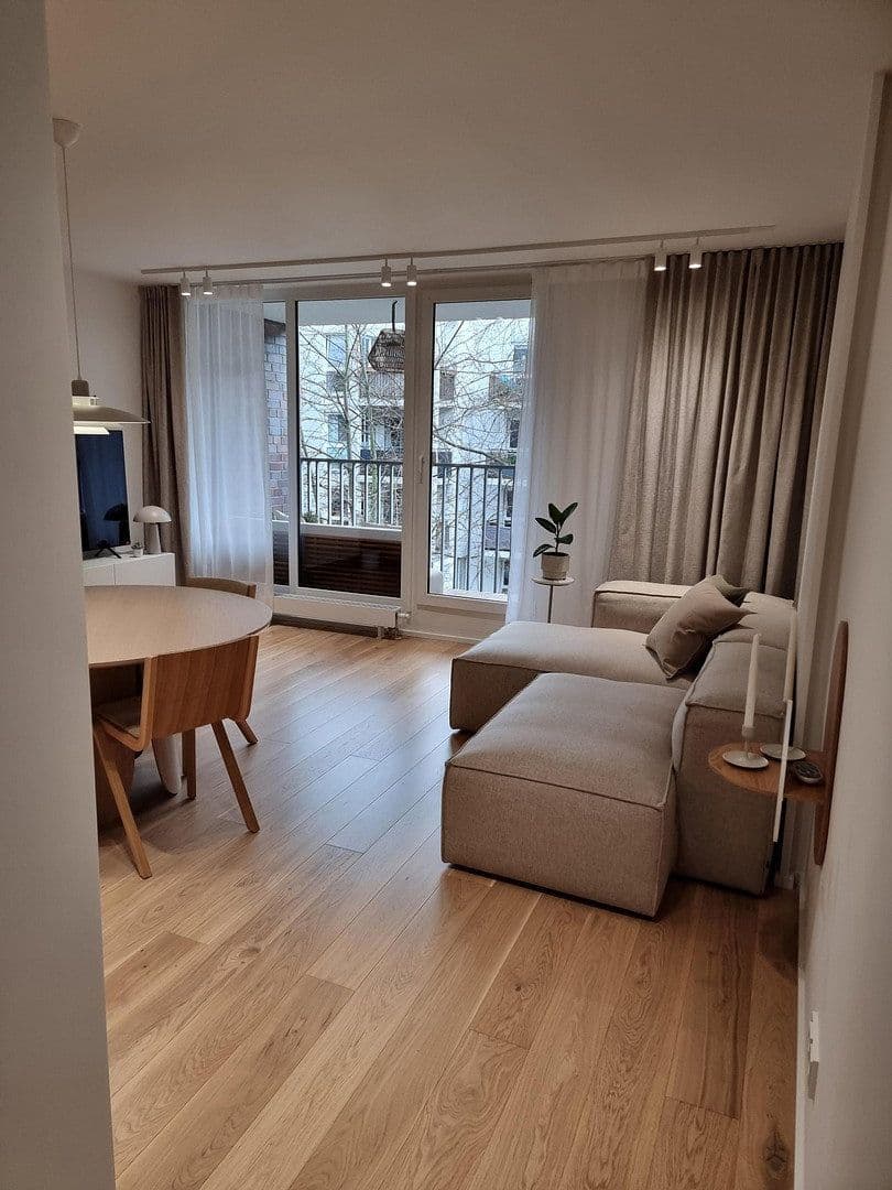 Predaj bytu 3-izbový 60 m², Berlin, Berlín Predaj bytu 3-izbový 60 m², Berlin, Berlín