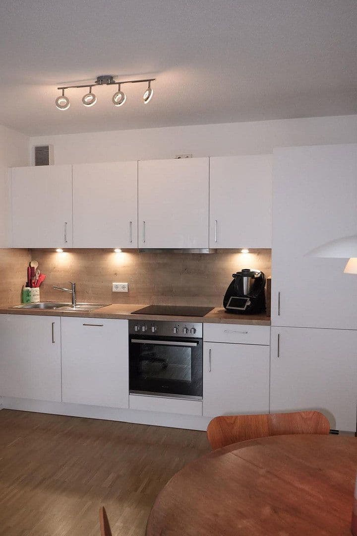 Prenájom bytu 2-izbový 67 m², Johanna-Dachs-Str. 36, Regensburg, Bavorsko Prenájom bytu 2-izbový 67 m², Johanna-Dachs-Str. 36, Regensburg, Bavorsko