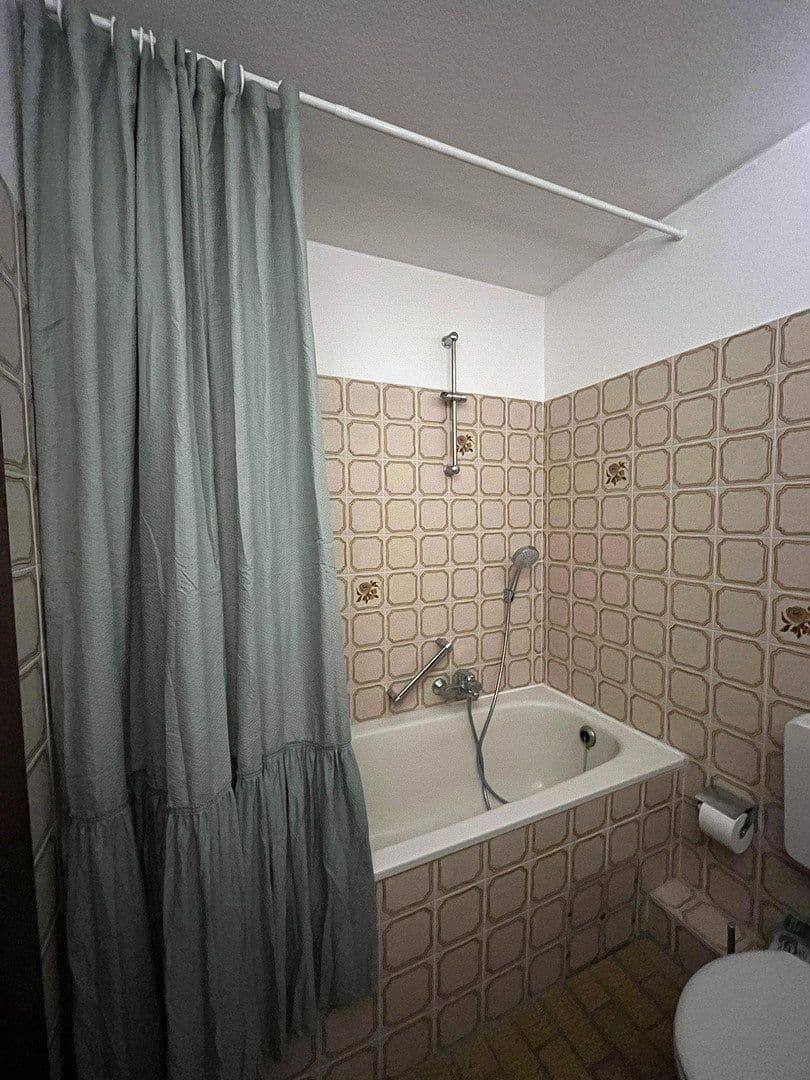 Prenájom bytu 1-izbový 43 m², Mönchengladbach, Severné Porýnie - Westfálsko Prenájom bytu 1-izbový 43 m², Mönchengladbach, Severné Porýnie - Westfálsko