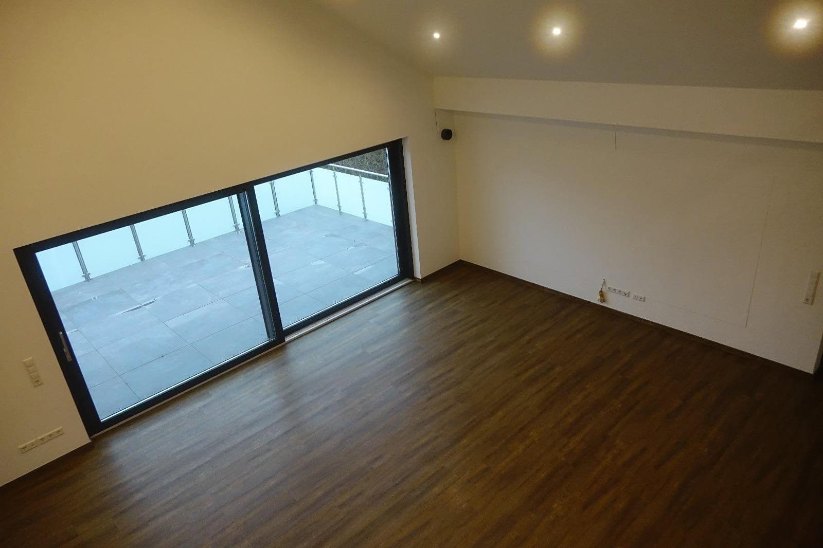 Prenájom bytu 5-izbový 172 m², Trechterweg 29, Bad Schönborn, Bádensko-Wurttembersko Prenájom bytu 5-izbový 172 m², Trechterweg 29, Bad Schönborn, Bádensko-Wurttembersko