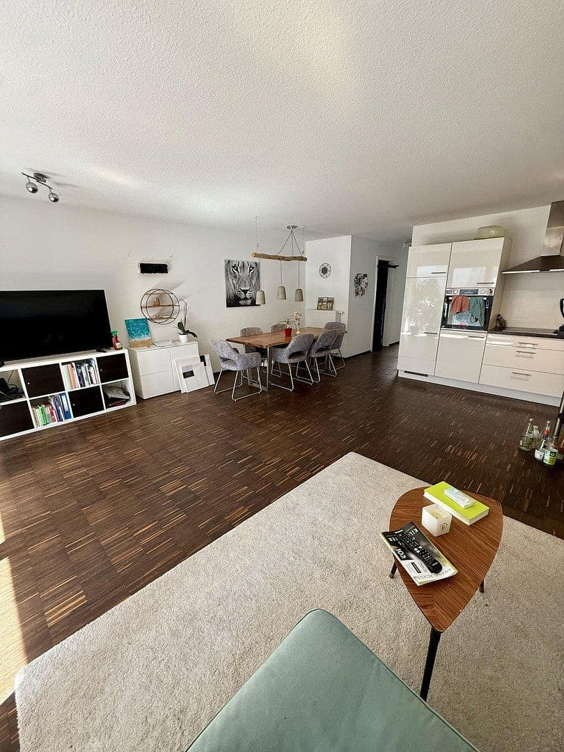 Prenájom bytu 2-izbový 77 m², Preißlerstraße, Nürnberg, Bavorsko Prenájom bytu 2-izbový 77 m², Preißlerstraße, Nürnberg, Bavorsko