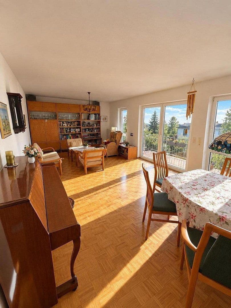 Predaj bytu 3-izbový 90 m², Lorsch, Hesensko Predaj bytu 3-izbový 90 m², Lorsch, Hesensko