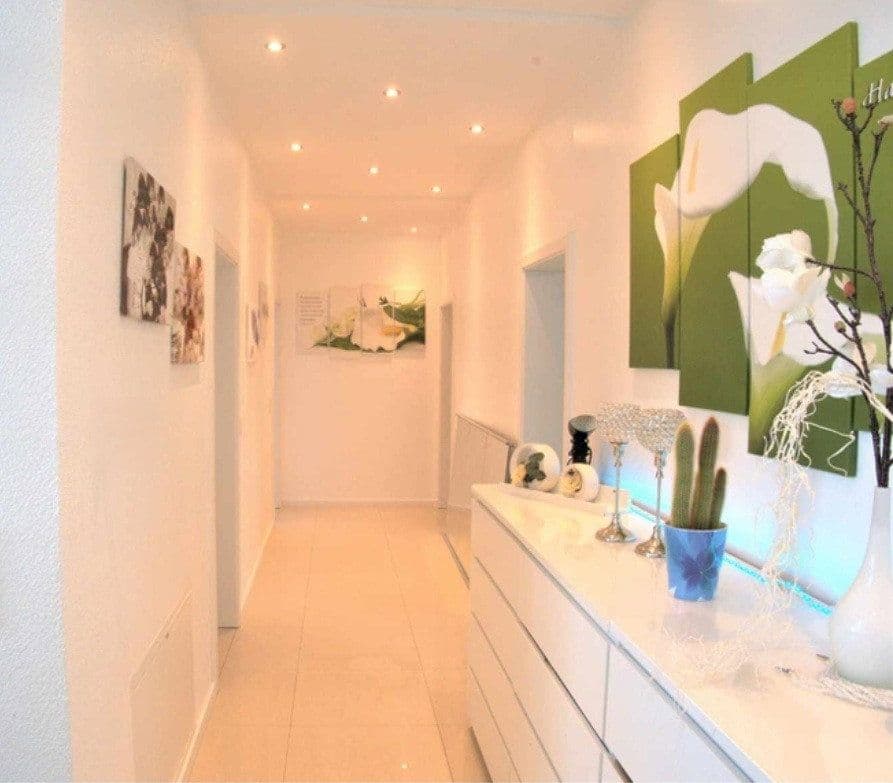 Predaj domu 432 m², pozemok 1.400 m², Pestalozzistraße 1, Schönenberg-Kübelberg, Porýnie-Falcko Predaj domu 432 m², pozemok 1.400 m², Pestalozzistraße 1, Schönenberg-Kübelberg, Porýnie-Falcko