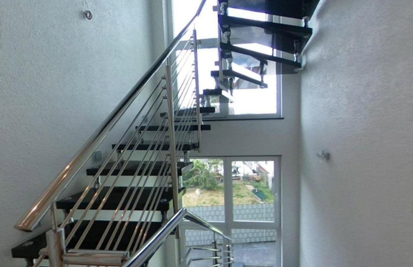 Predaj domu 432 m², pozemok 1.400 m², Pestalozzistraße 1, Schönenberg-Kübelberg, Porýnie-Falcko Predaj domu 432 m², pozemok 1.400 m², Pestalozzistraße 1, Schönenberg-Kübelberg, Porýnie-Falcko