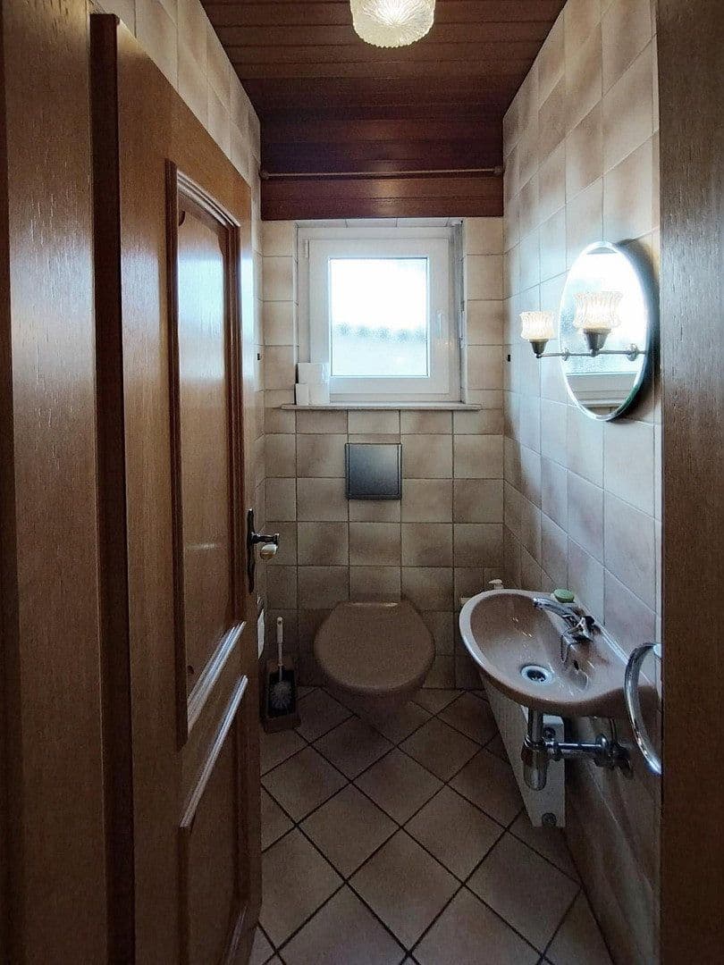 Prenájom bytu 3-izbový 105 m², Kleinostheim, Bavorsko Prenájom bytu 3-izbový 105 m², Kleinostheim, Bavorsko