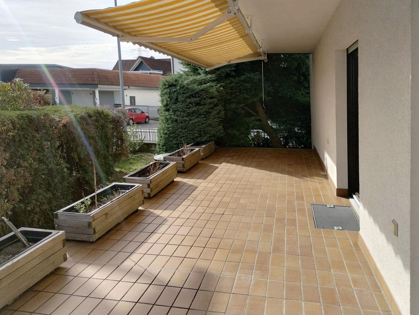 Prenájom bytu 3-izbový 105 m², Kleinostheim, Bavorsko Prenájom bytu 3-izbový 105 m², Kleinostheim, Bavorsko