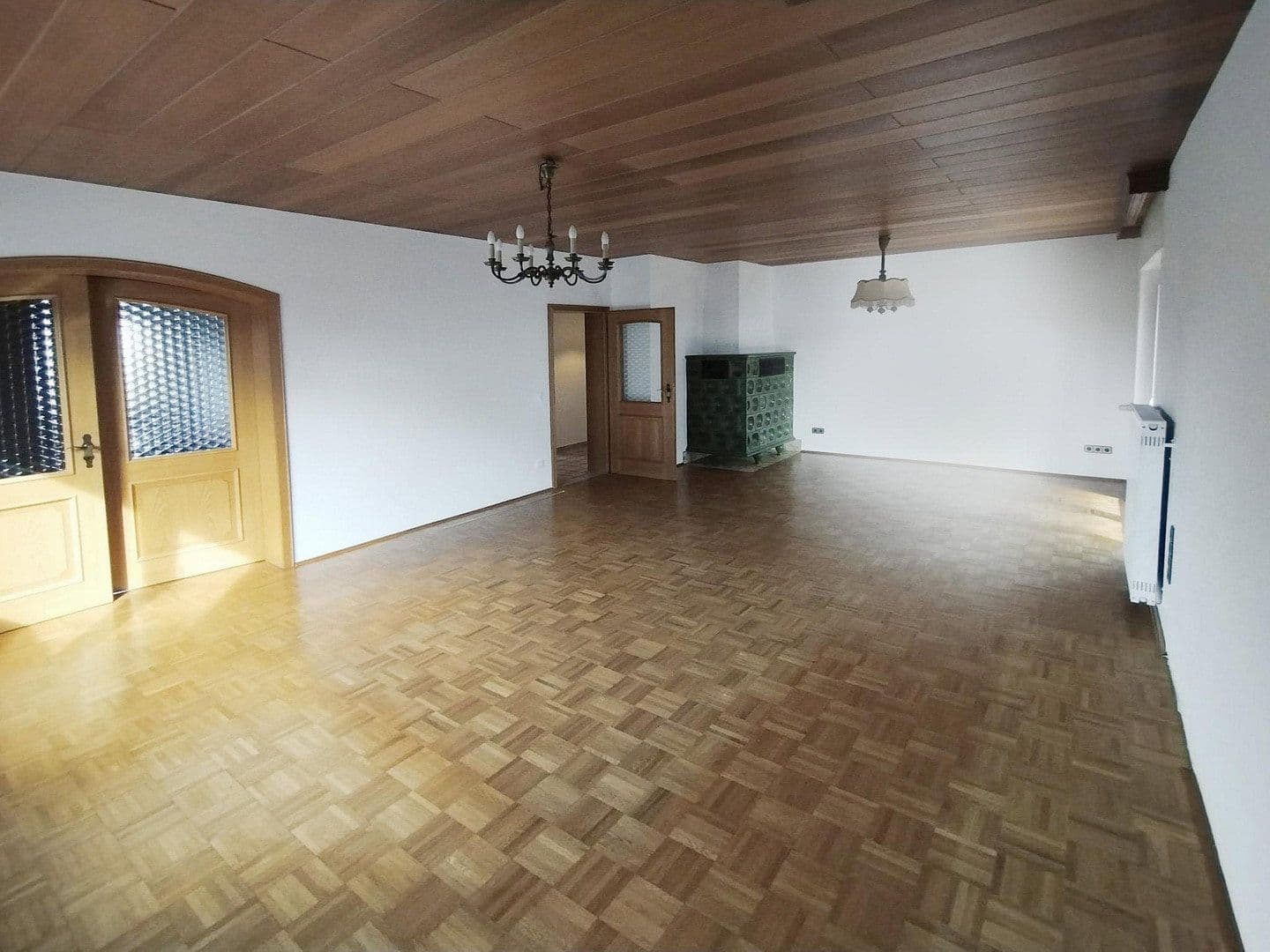 Prenájom bytu 3-izbový 105 m², Kleinostheim, Bavorsko Prenájom bytu 3-izbový 105 m², Kleinostheim, Bavorsko