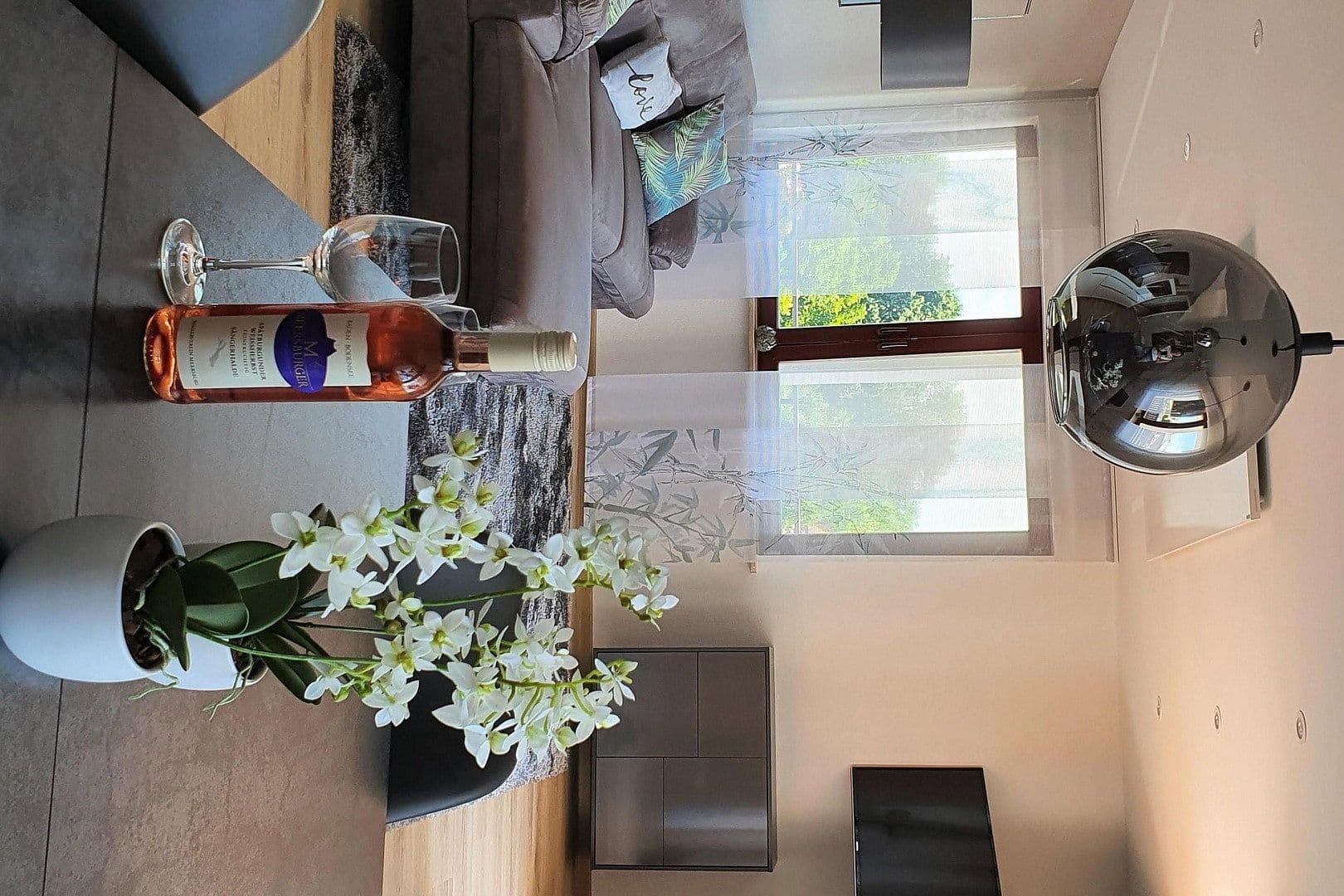 Prenájom bytu 2-izbový 68 m², Kronenstr. 16, Meersburg, Bádensko-Wurttembersko Prenájom bytu 2-izbový 68 m², Kronenstr. 16, Meersburg, Bádensko-Wurttembersko