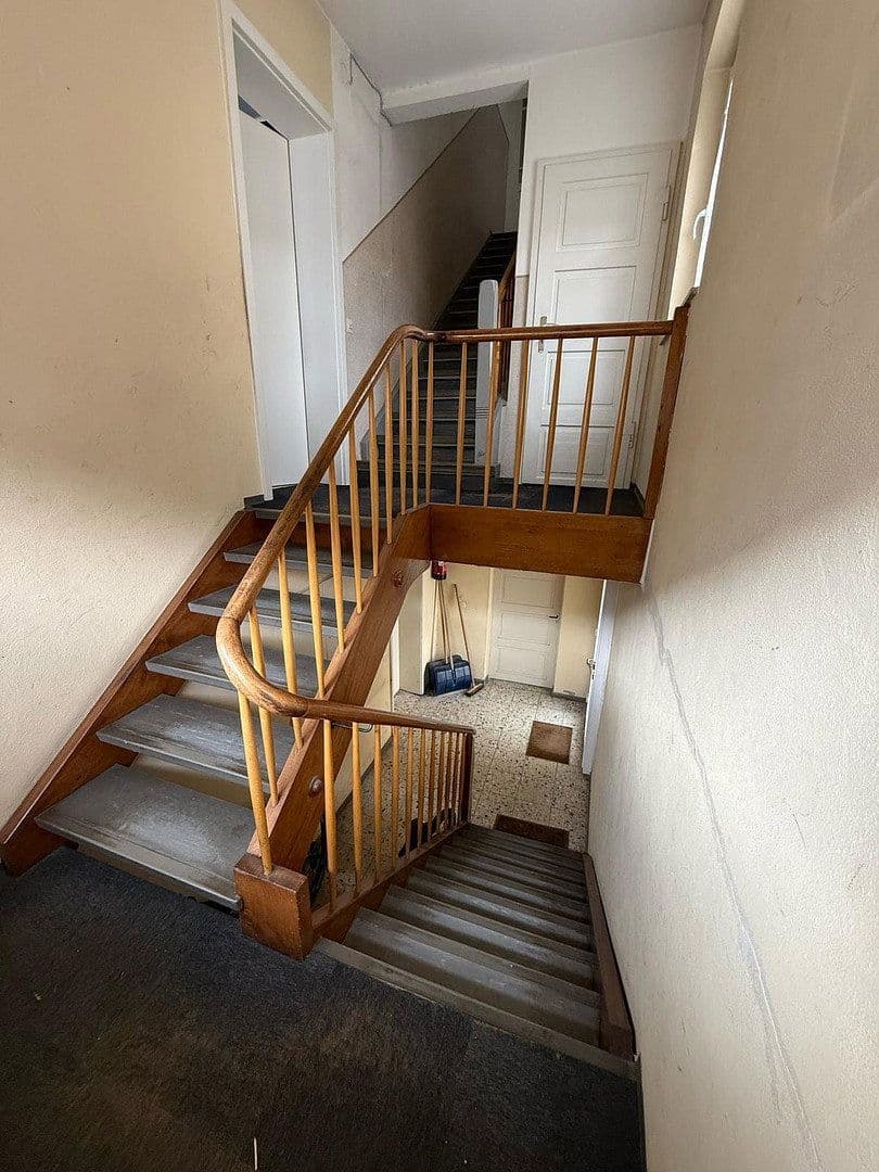 Prenájom bytu 4-izbový 90 m², Karlstr. 10, Alpirsbach, Bádensko-Wurttembersko Prenájom bytu 4-izbový 90 m², Karlstr. 10, Alpirsbach, Bádensko-Wurttembersko