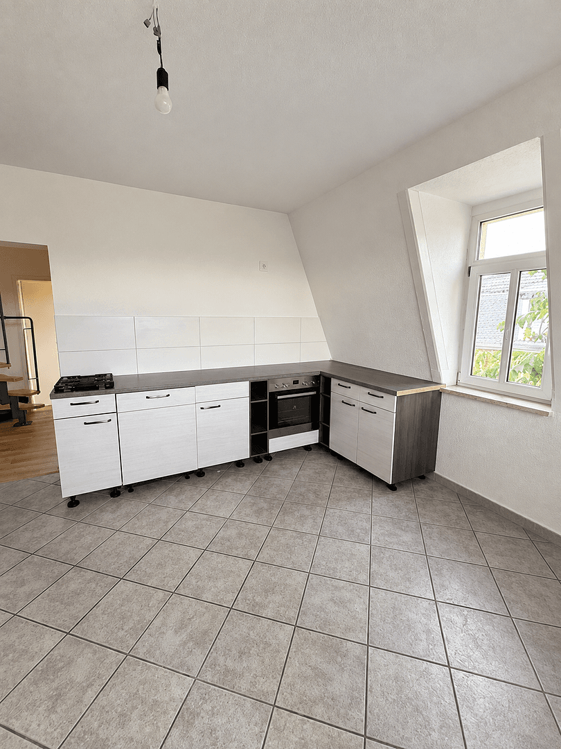 Prenájom bytu 3-izbový 74 m², Körnestraße 2, Freital, Sasko Prenájom bytu 3-izbový 74 m², Körnestraße 2, Freital, Sasko