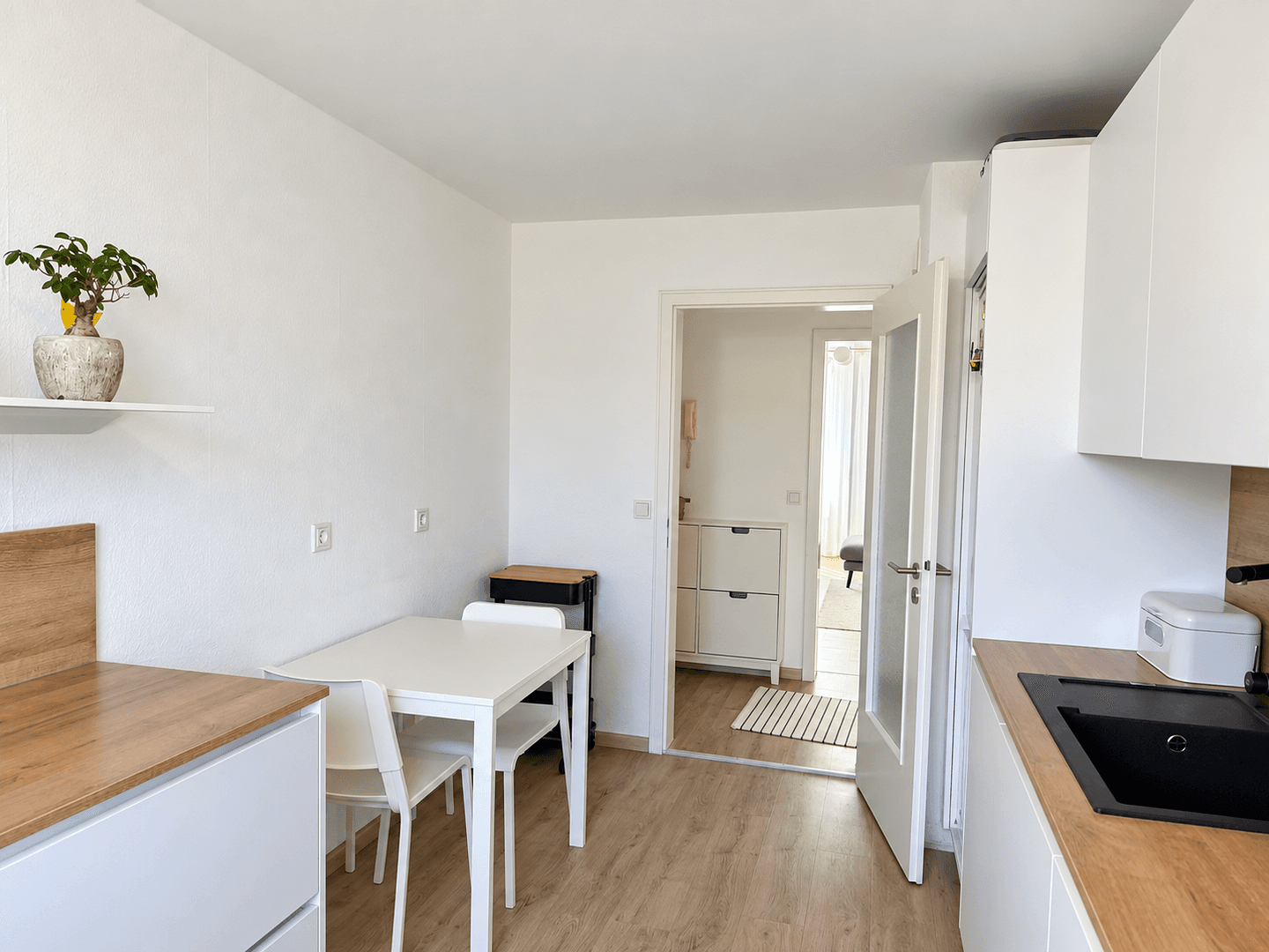 Prenájom bytu 3-izbový 83 m², Pfullendorf, Bádensko-Wurttembersko Prenájom bytu 3-izbový 83 m², Pfullendorf, Bádensko-Wurttembersko