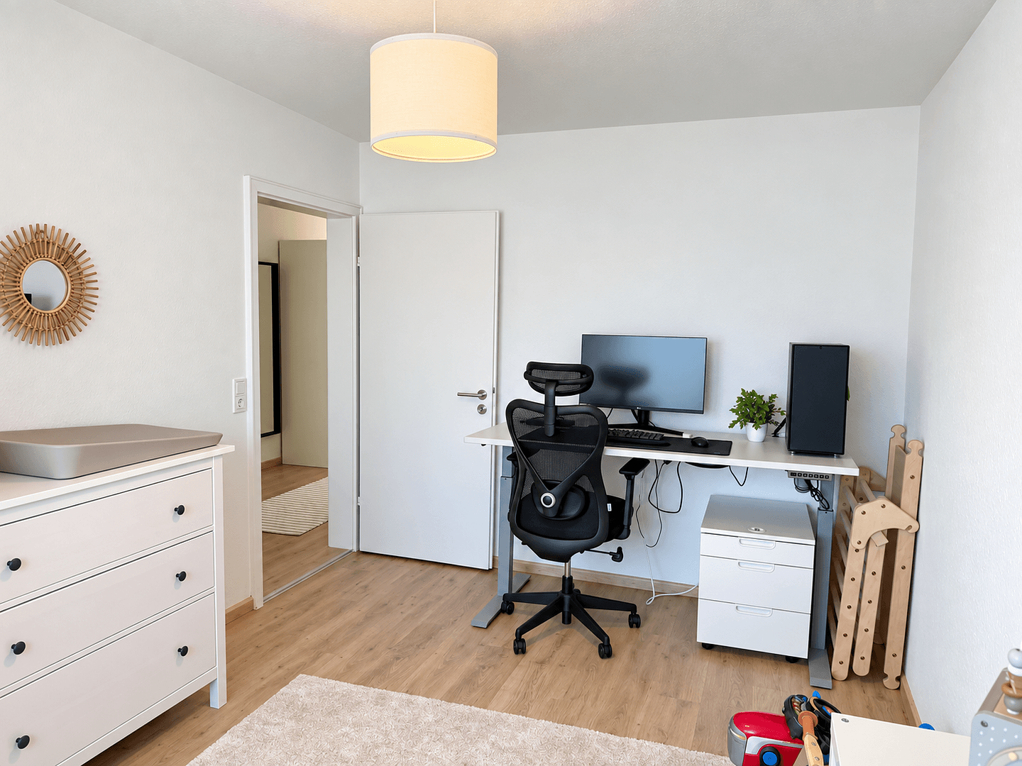Prenájom bytu 3-izbový 83 m², Pfullendorf, Bádensko-Wurttembersko Prenájom bytu 3-izbový 83 m², Pfullendorf, Bádensko-Wurttembersko