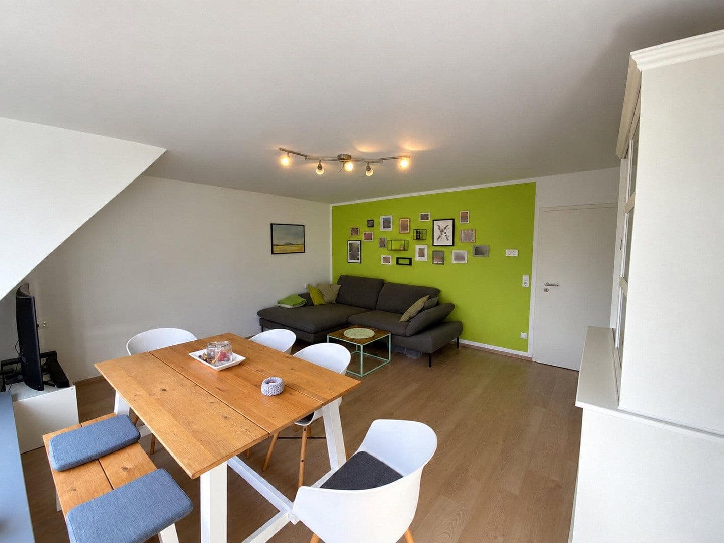 Prenájom bytu 3-izbový 77 m², Baurath-Sommer-Strasse, Hameln, Dolné Sasko Prenájom bytu 3-izbový 77 m², Baurath-Sommer-Strasse, Hameln, Dolné Sasko