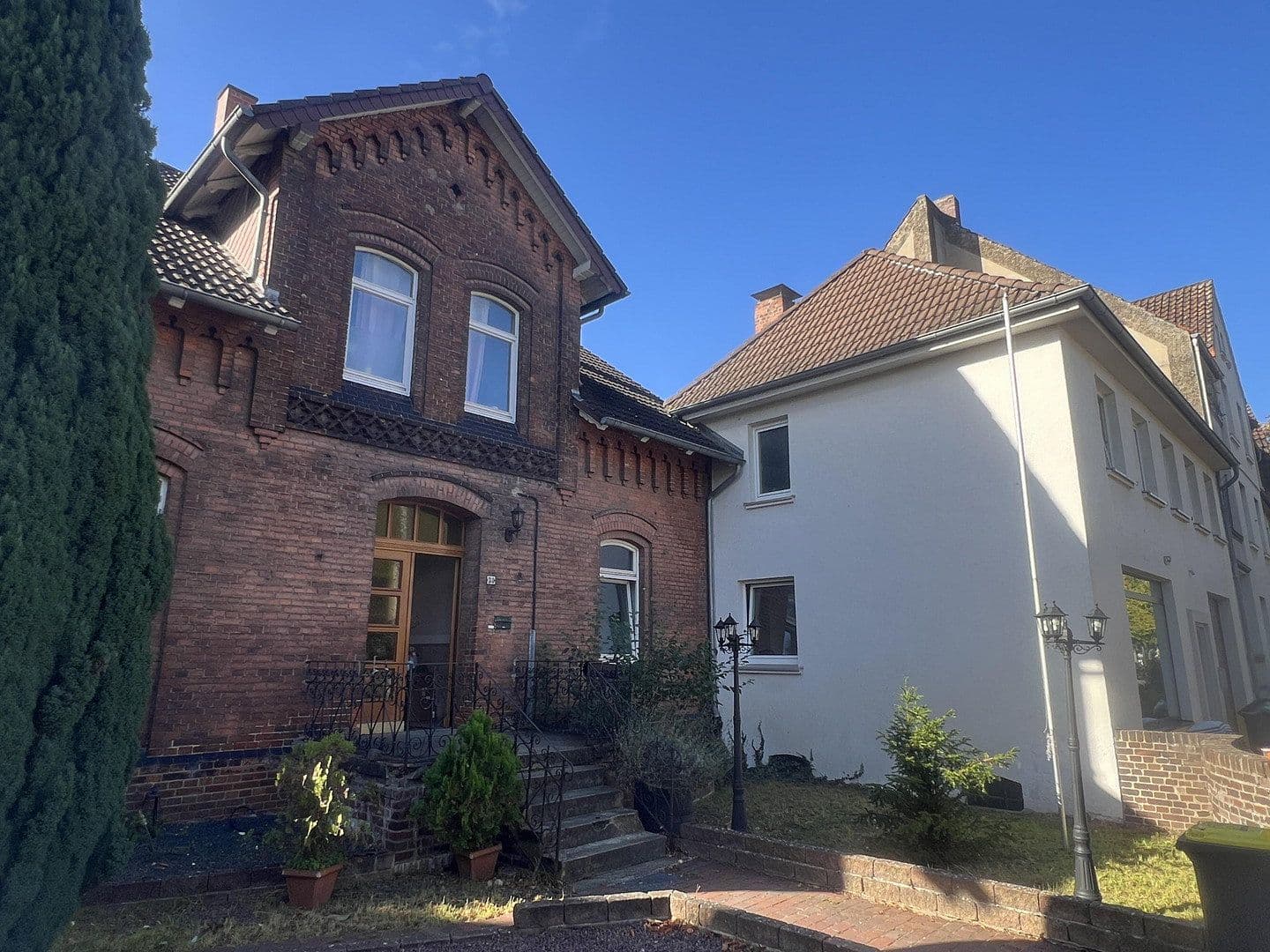 Predaj domu 334 m², pozemok 1.268 m², Hannoversche Straße 30, Seelze, Dolné Sasko Predaj domu 334 m², pozemok 1.268 m², Hannoversche Straße 30, Seelze, Dolné Sasko