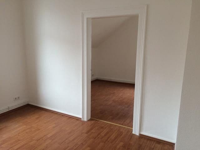 Predaj domu 334 m², pozemok 1.268 m², Hannoversche Straße 30, Seelze, Dolné Sasko Predaj domu 334 m², pozemok 1.268 m², Hannoversche Straße 30, Seelze, Dolné Sasko