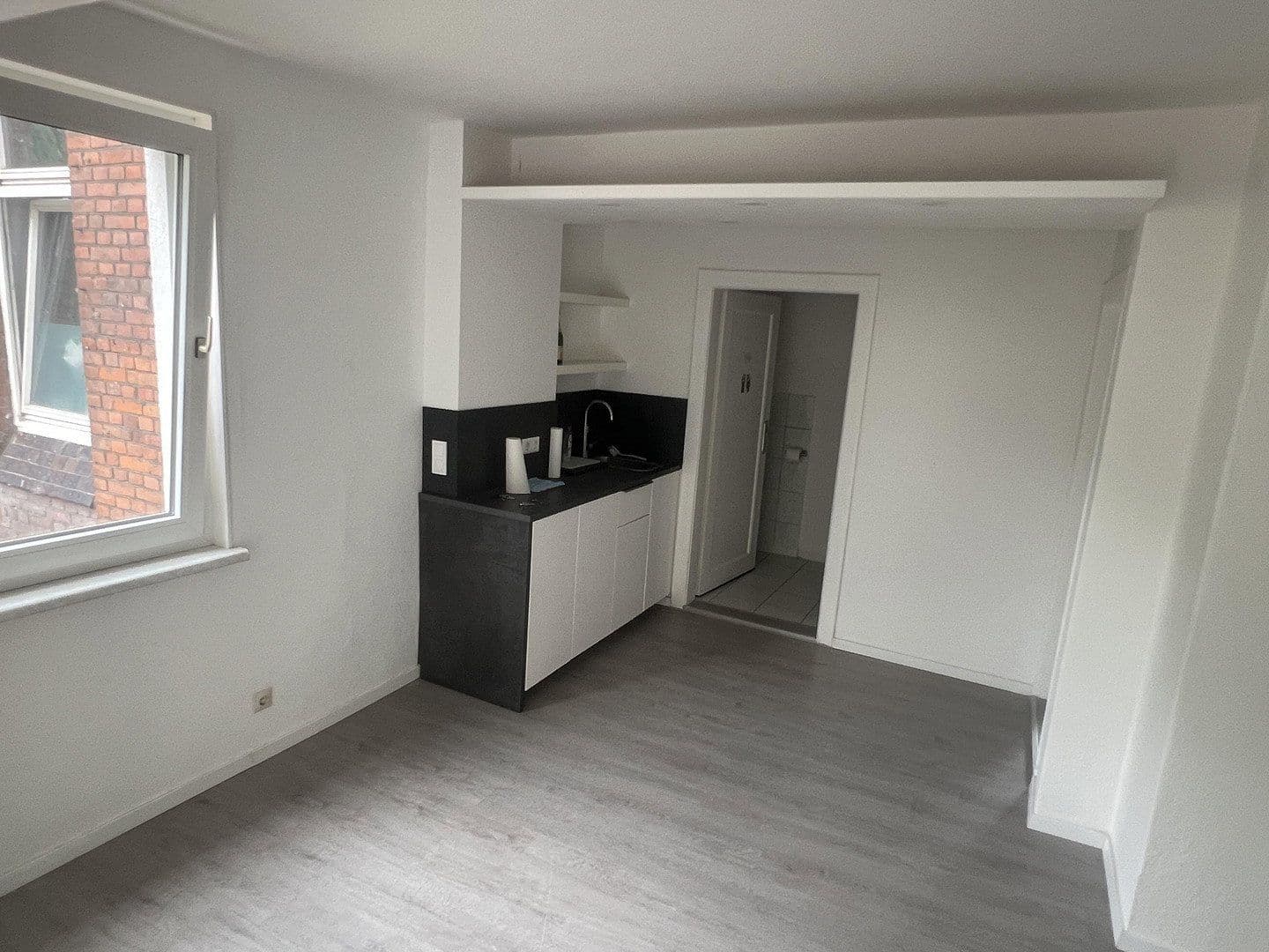 Predaj domu 334 m², pozemok 1.268 m², Hannoversche Straße 30, Seelze, Dolné Sasko Predaj domu 334 m², pozemok 1.268 m², Hannoversche Straße 30, Seelze, Dolné Sasko