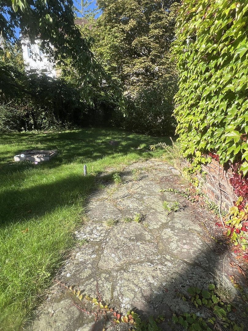 Predaj domu 334 m², pozemok 1.268 m², Hannoversche Straße 30, Seelze, Dolné Sasko Predaj domu 334 m², pozemok 1.268 m², Hannoversche Straße 30, Seelze, Dolné Sasko