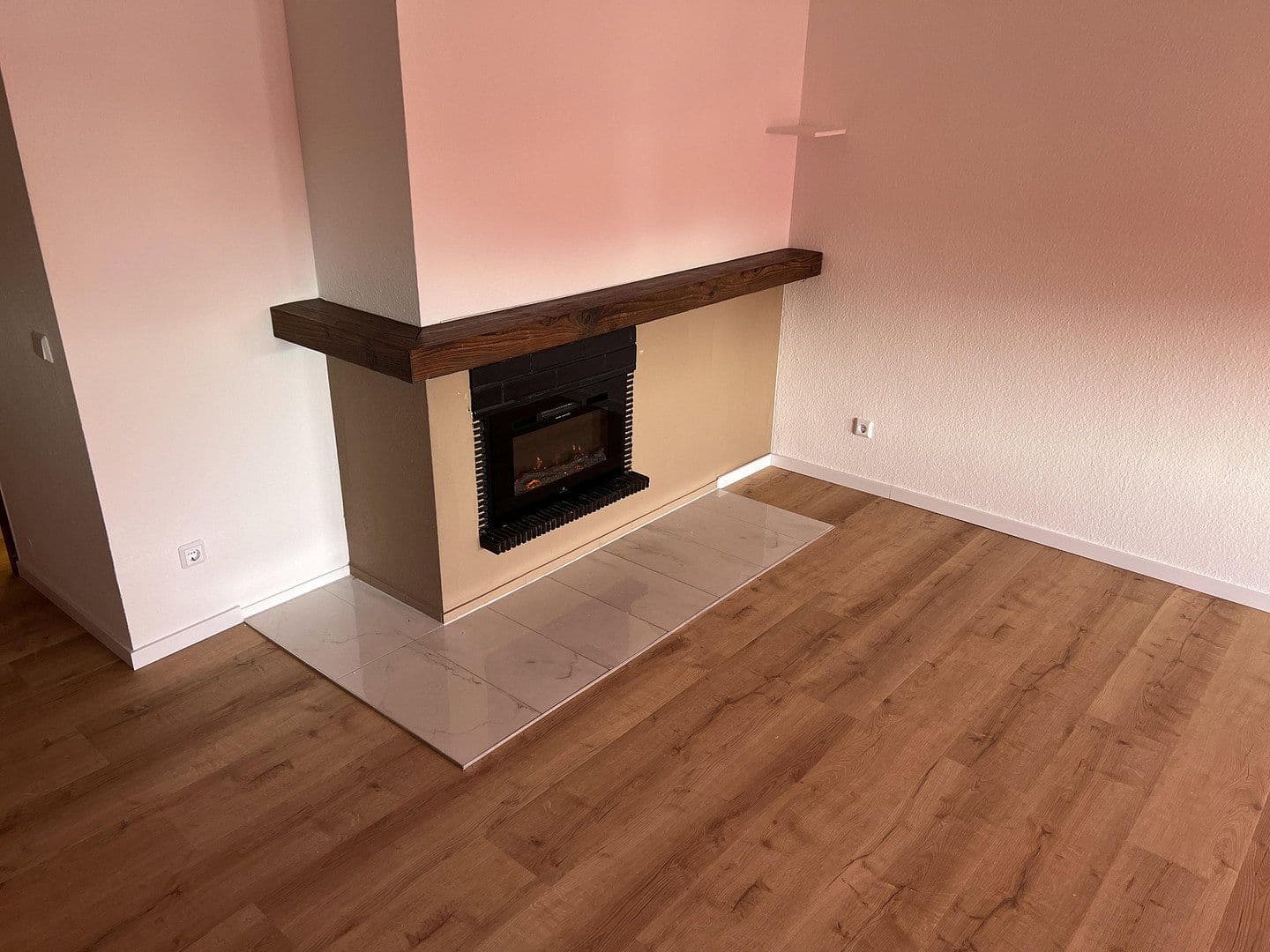 Prenájom bytu 2-izbový 64 m², Bad Nauheim, Hesensko Prenájom bytu 2-izbový 64 m², Bad Nauheim, Hesensko