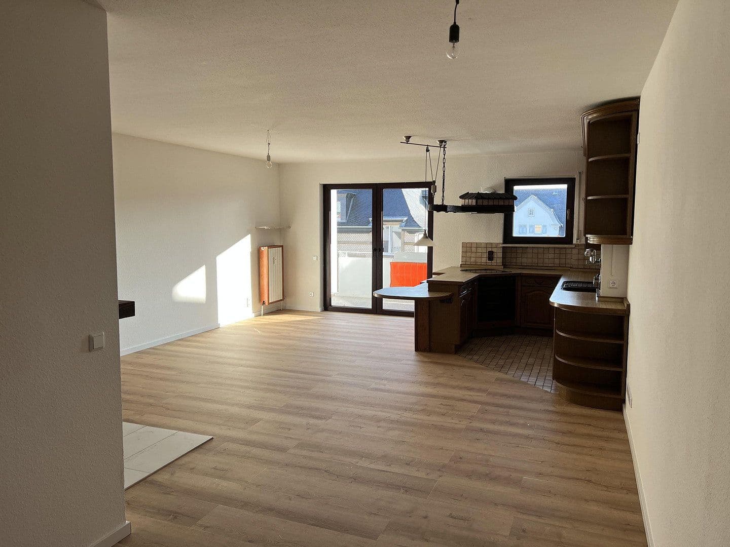 Prenájom bytu 2-izbový 64 m², Bad Nauheim, Hesensko Prenájom bytu 2-izbový 64 m², Bad Nauheim, Hesensko