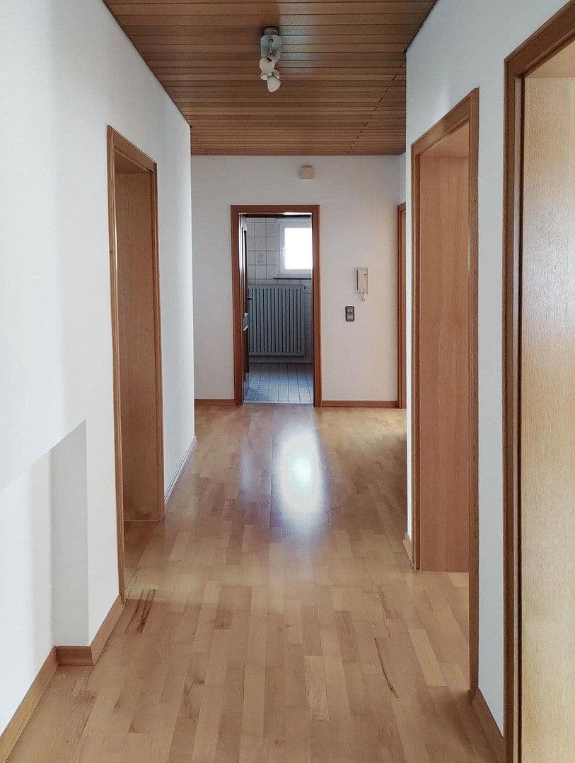 Prenájom bytu 4-izbový 104 m², Kleinostheim, Bavorsko Prenájom bytu 4-izbový 104 m², Kleinostheim, Bavorsko