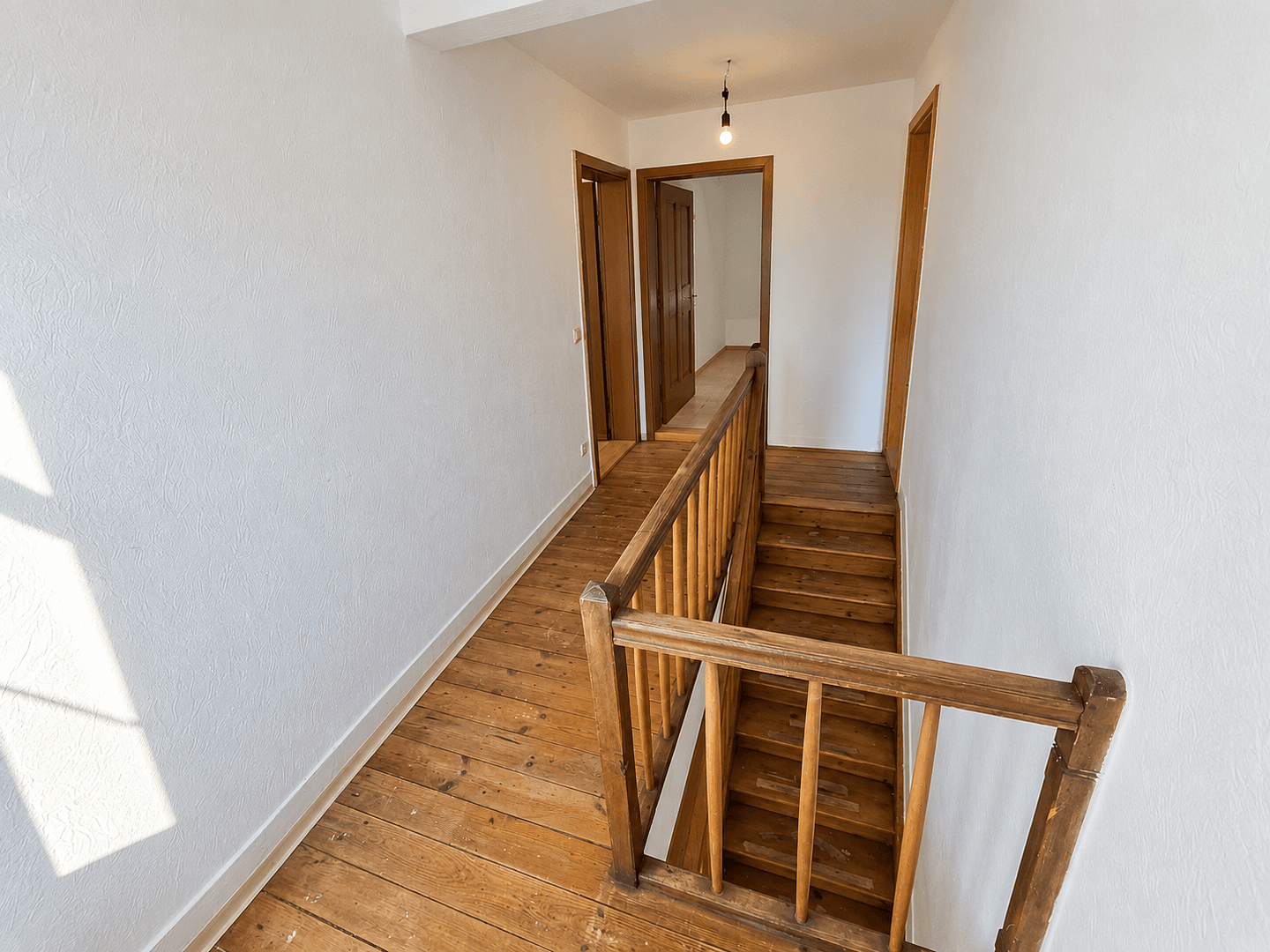 Predaj domu 250 m², pozemok 1.001 m², Dobelstraße 1, Bad Boll, Bádensko-Wurttembersko Predaj domu 250 m², pozemok 1.001 m², Dobelstraße 1, Bad Boll, Bádensko-Wurttembersko