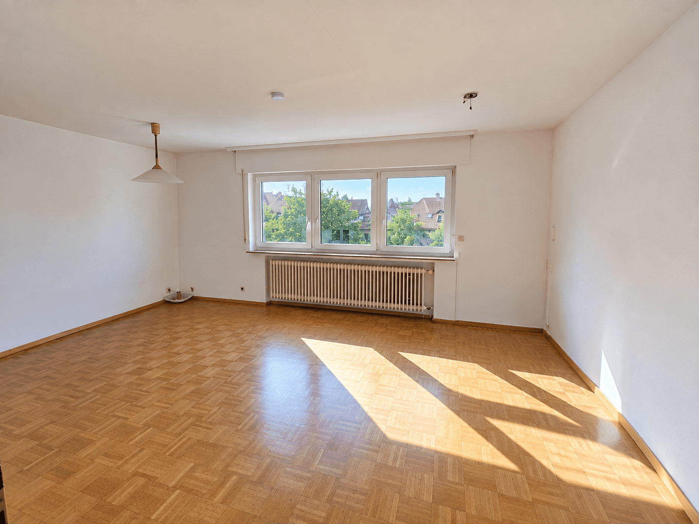 Predaj domu 250 m², pozemok 1.001 m², Dobelstraße 1, Bad Boll, Bádensko-Wurttembersko Predaj domu 250 m², pozemok 1.001 m², Dobelstraße 1, Bad Boll, Bádensko-Wurttembersko