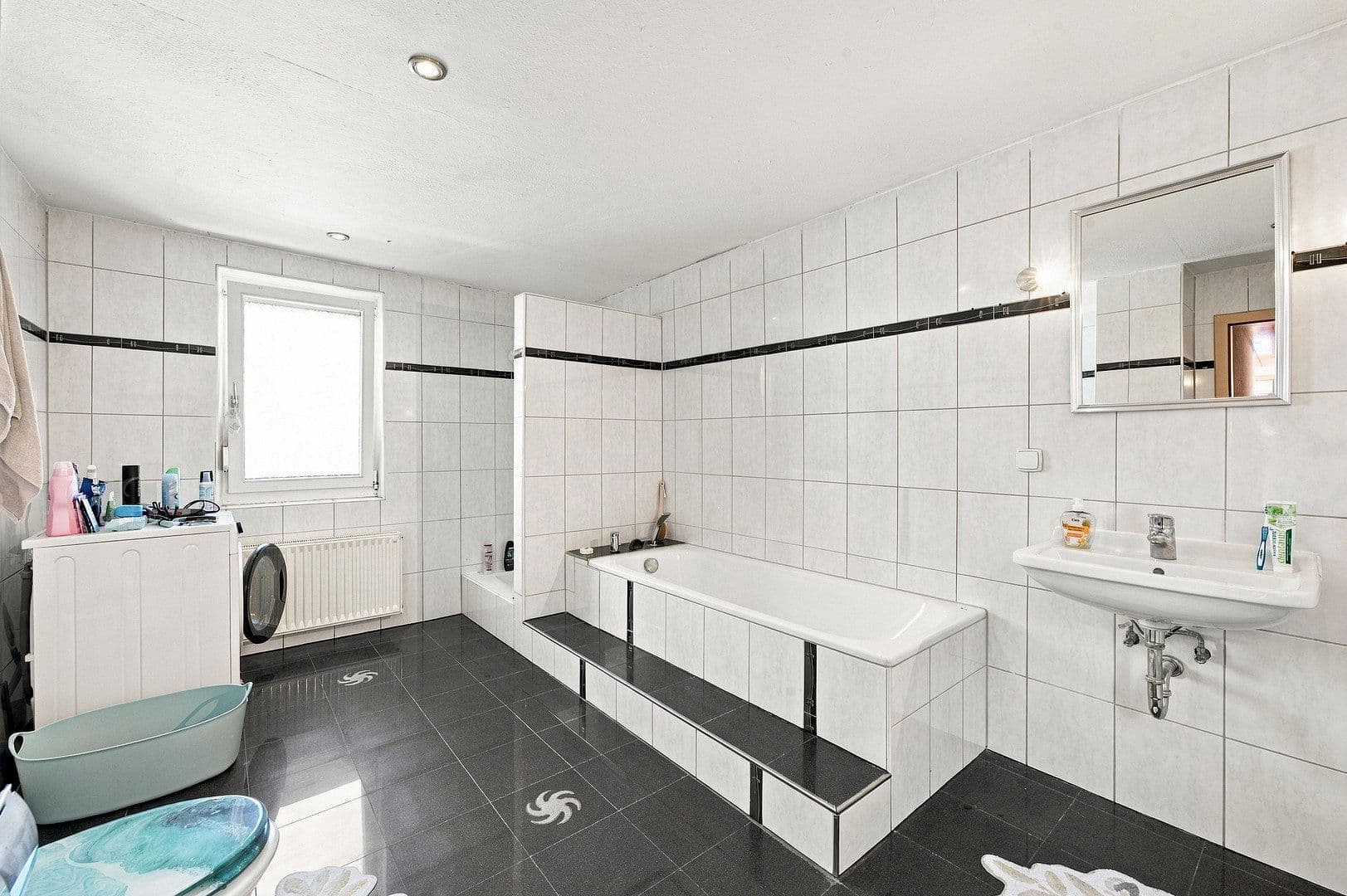 Predaj domu 200 m², pozemok 271 m², Flein, Bádensko-Wurttembersko Predaj domu 200 m², pozemok 271 m², Flein, Bádensko-Wurttembersko