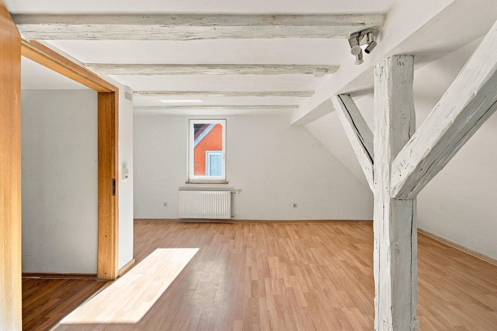 Predaj domu 200 m², pozemok 271 m², Flein, Bádensko-Wurttembersko Predaj domu 200 m², pozemok 271 m², Flein, Bádensko-Wurttembersko