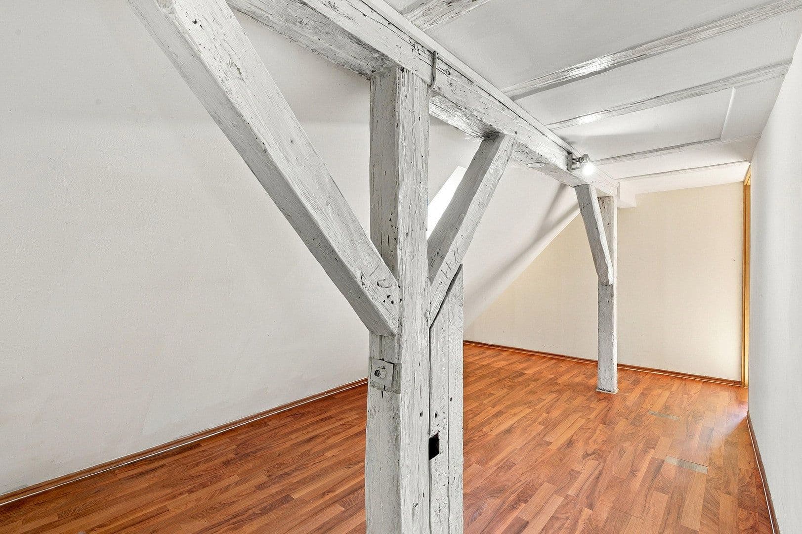 Predaj domu 200 m², pozemok 271 m², Flein, Bádensko-Wurttembersko Predaj domu 200 m², pozemok 271 m², Flein, Bádensko-Wurttembersko