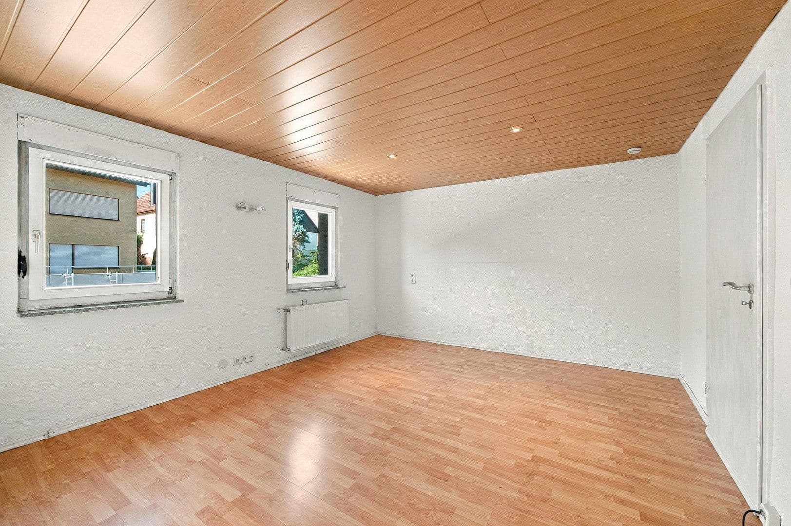 Predaj domu 200 m², pozemok 271 m², Flein, Bádensko-Wurttembersko Predaj domu 200 m², pozemok 271 m², Flein, Bádensko-Wurttembersko